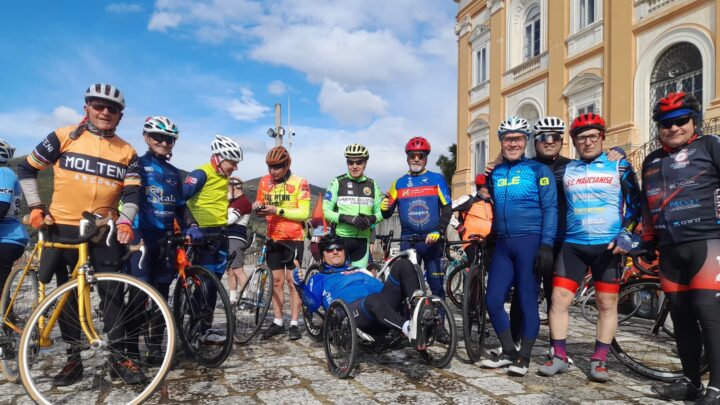 In bici per la Fondazione Roberto Sisto per Vitalba